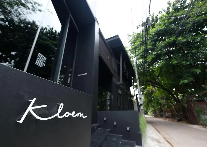 เคลิ้ม โฮลเทล Hostel กรุงเทพมหานคร